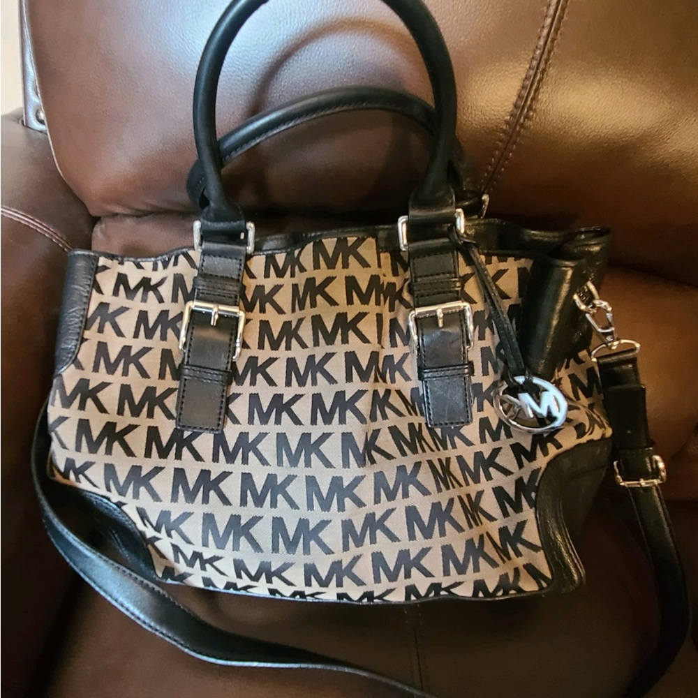 Michael Kors Tan and Black Hobo with Leather Trim